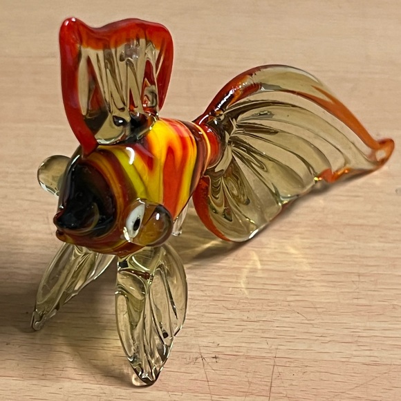 Marino Glass Fish - Picture 5 of 10